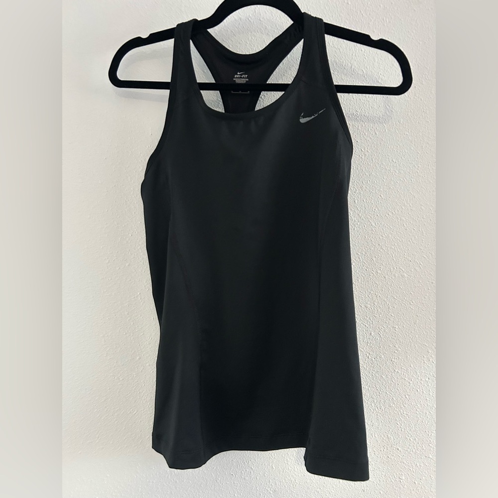 Nike Women's Black Dri-FIT Racerback Tank Size Medium